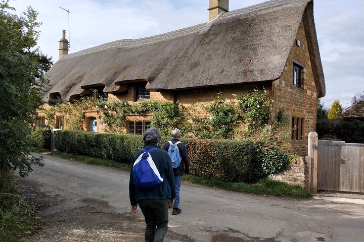 Cotswolds One Day Guided Walk - Private Groups