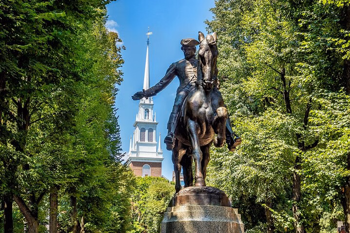 Boston: Freedom Trail History Small Group Walking Tour