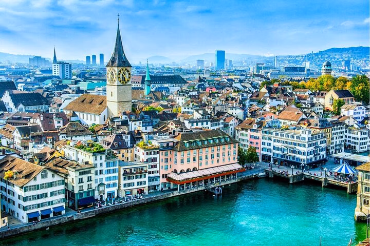 Lucerne 2 Hours Private Walking Tour with Panorama Yacht Cruise