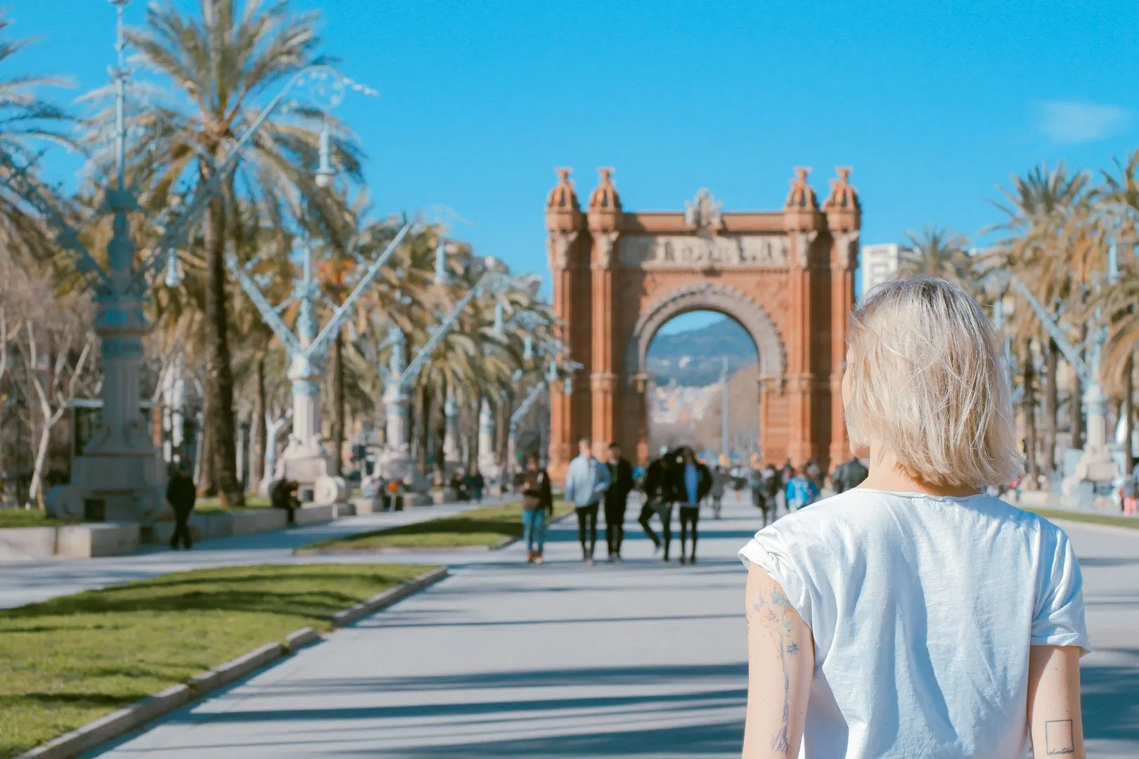 Explore Barcelona's Transformation: In-App Audio Tour Through District 22@
