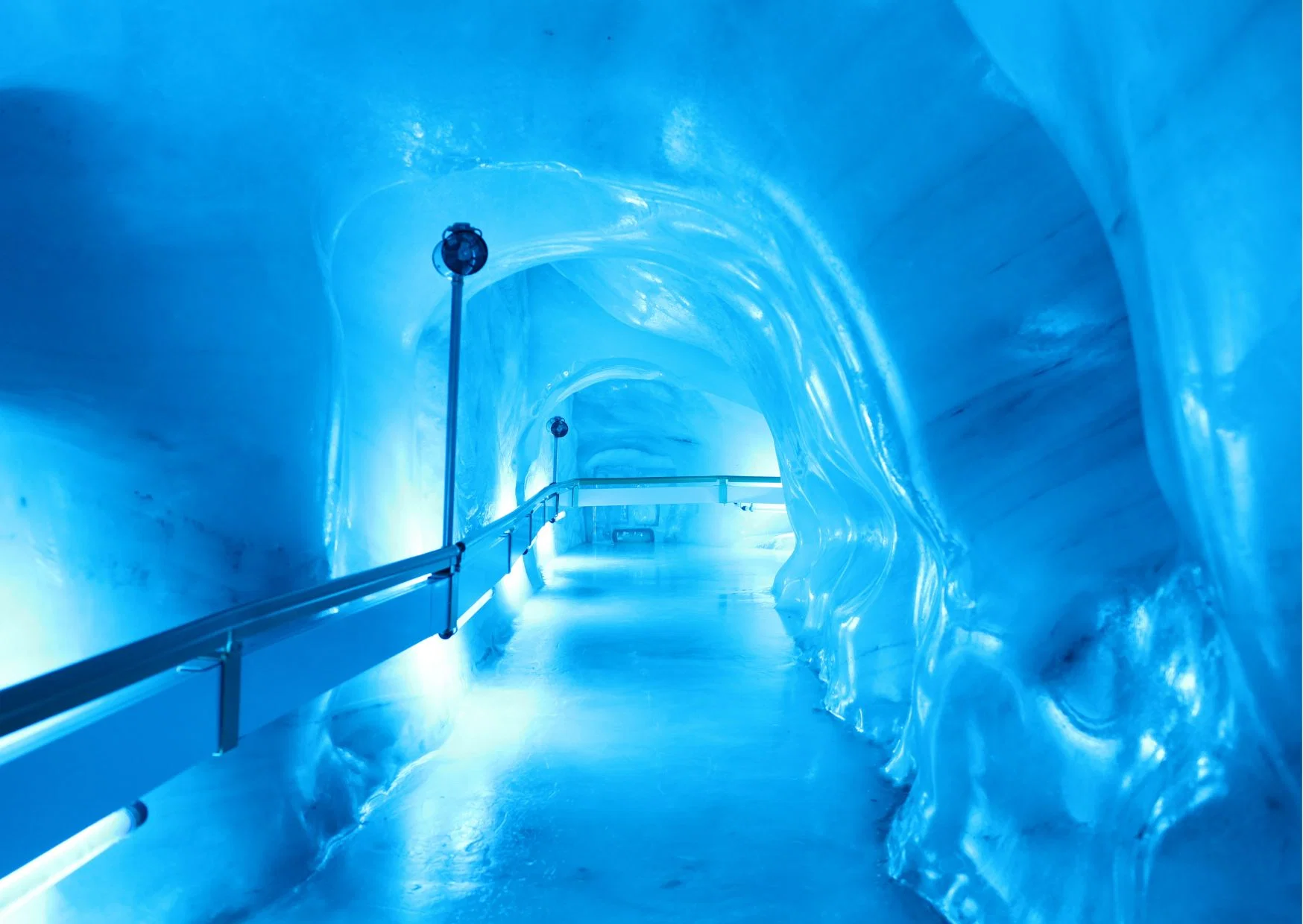 Lucerne: Private Day Trip to Engelberg, Mount Titlis & Interlaken