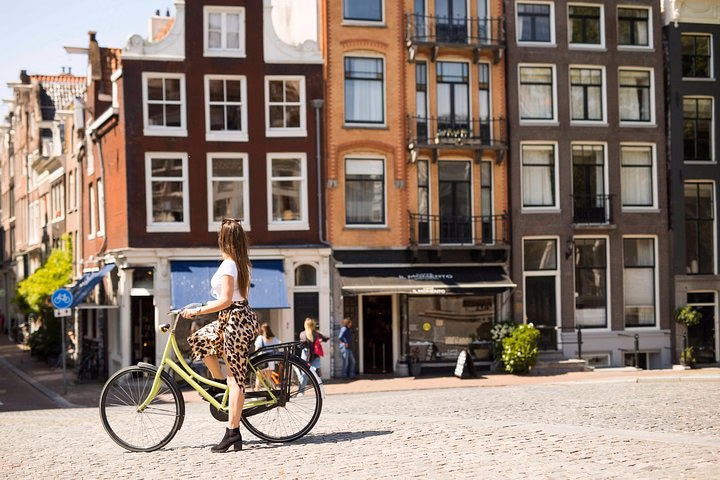 Expat Private Bike Tour