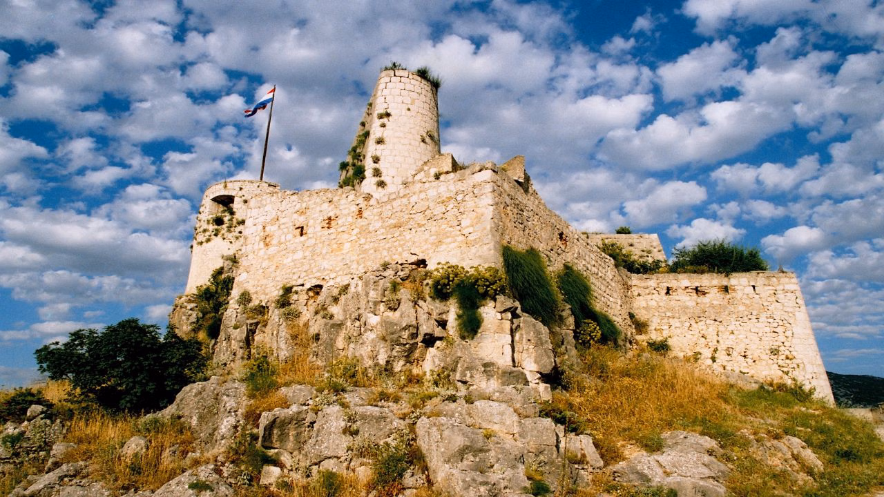 Discover Trogir Old Town & Klis Fortress