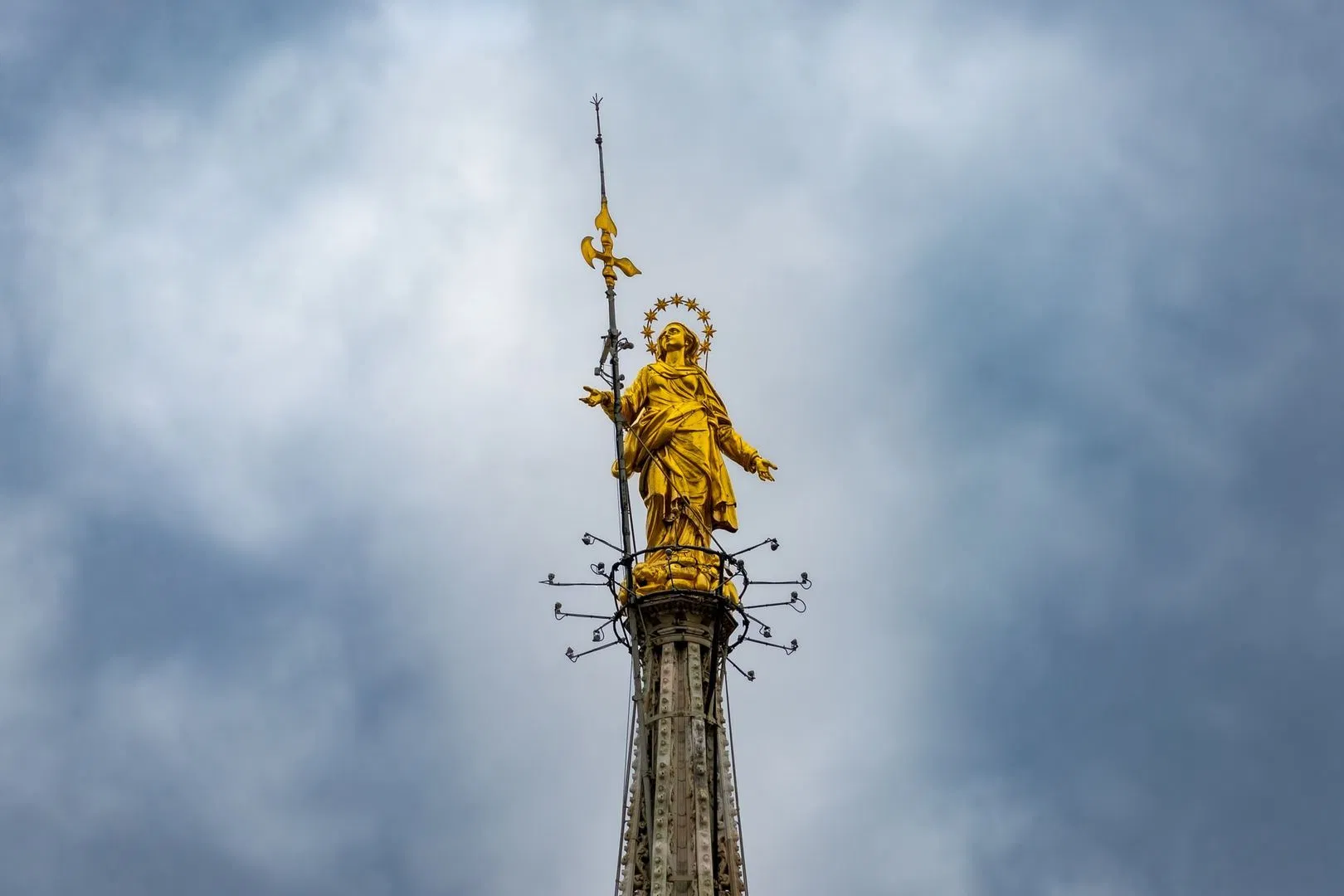 Magic Duomo: the Milan Cathedral LIFT Ticket and In-App Audio Tour (DE)
