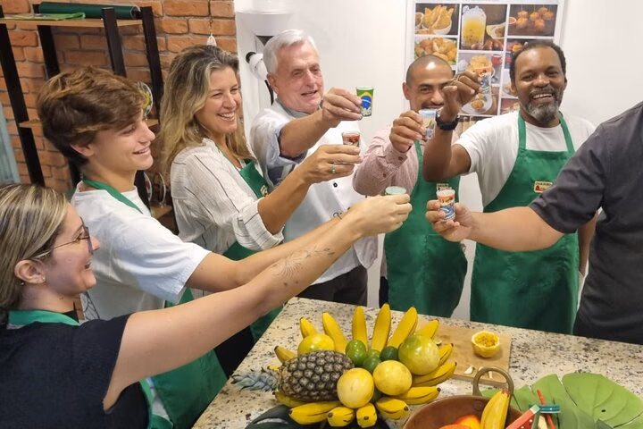 Brazilian Cocktail Class in Ipanema: 6 Drinks & Sunset Cheers
