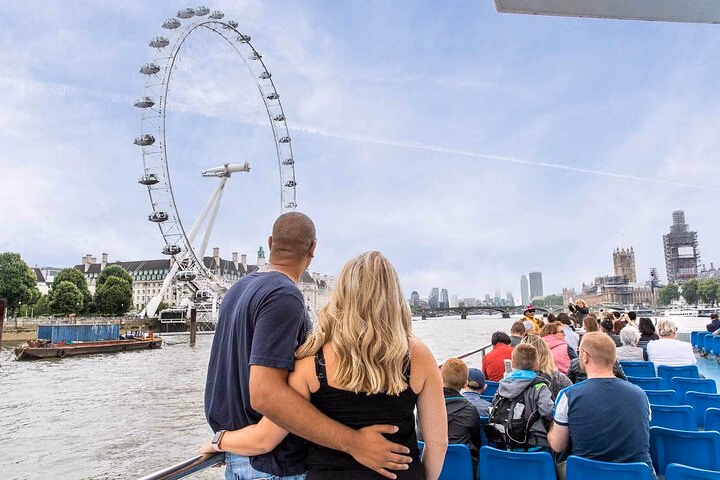 London City Tour: By Bus & Cruise with Audio Commentary
