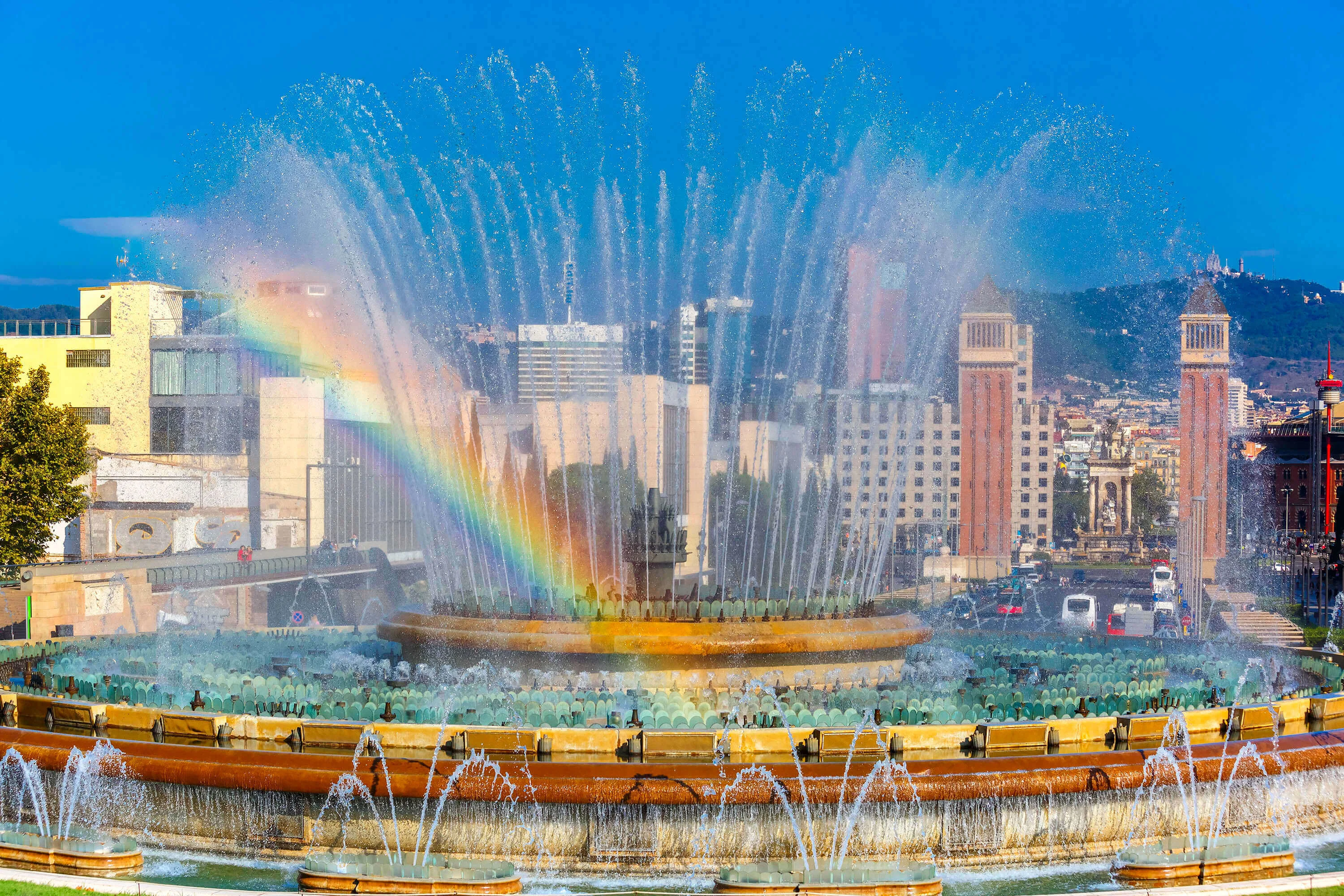 Montjuic Park, Barcelona: Walking Tour with Audio Guide App