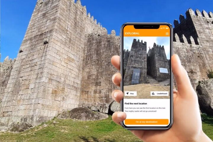 Guimaraes Self-Guided City Walking Tour & Scavenger Hunt
