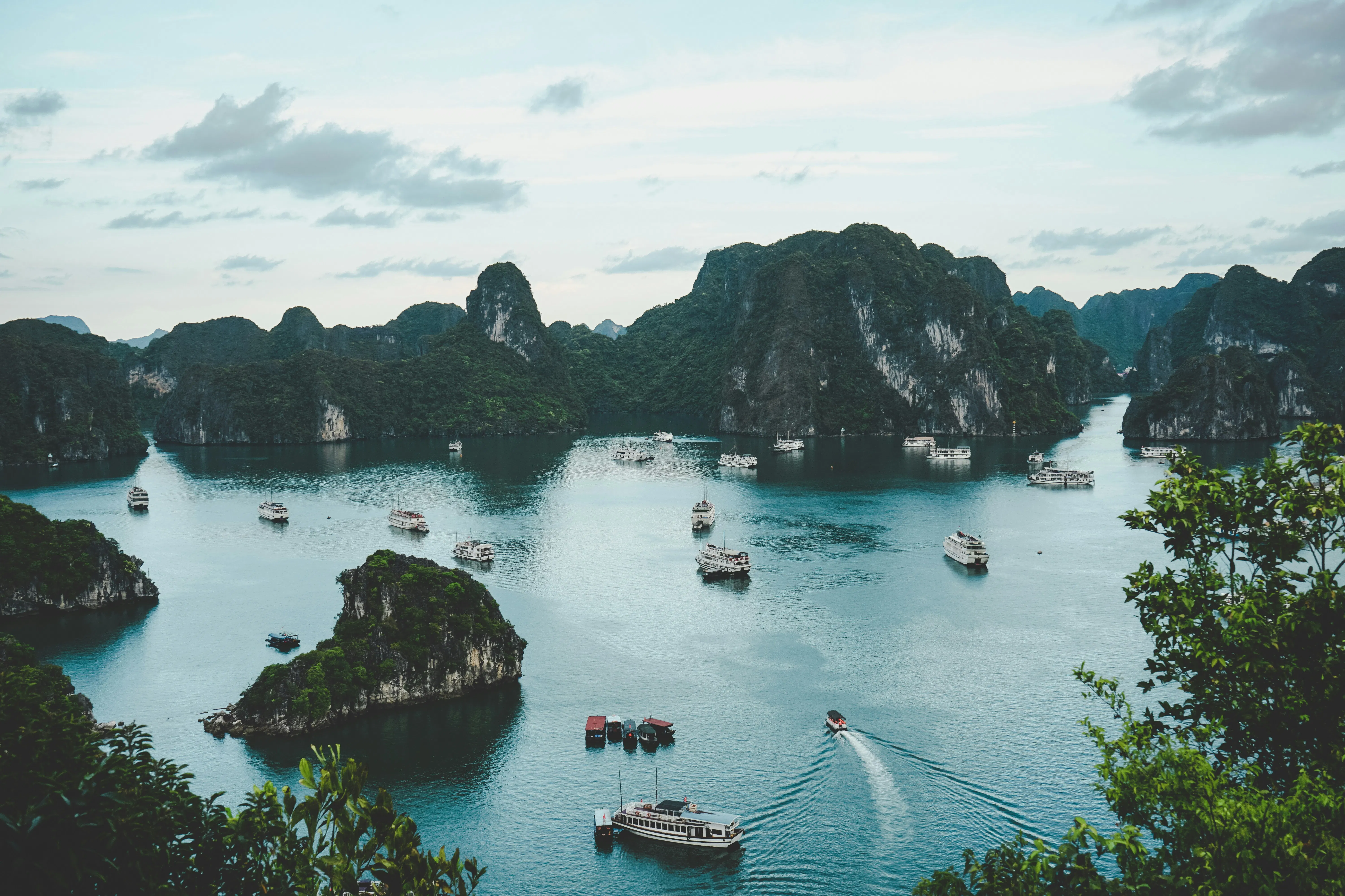 Hanoi to Ha Long: 5-Day Heritage Adventure