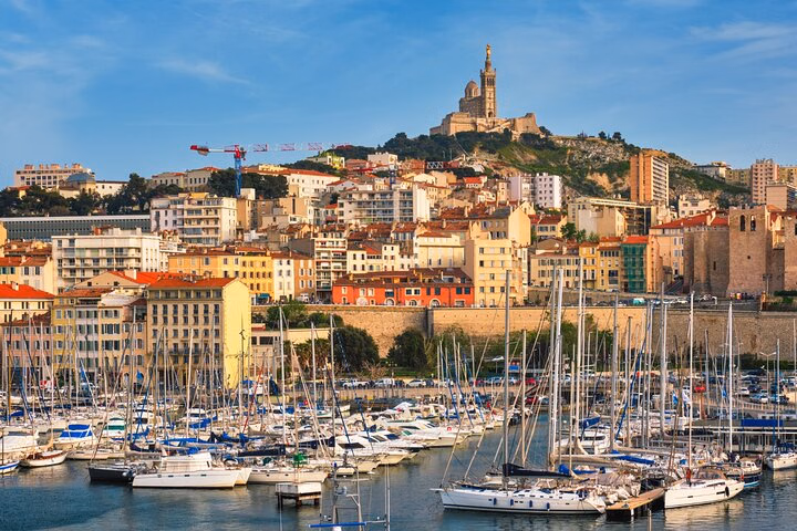 Marseille Scavenger Hunt & Highlights Self-Guided Walking Tour