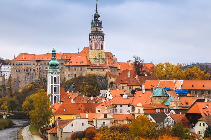 Cesky Krumlov Scavenger Hunt & Self-Guided Walking Tour