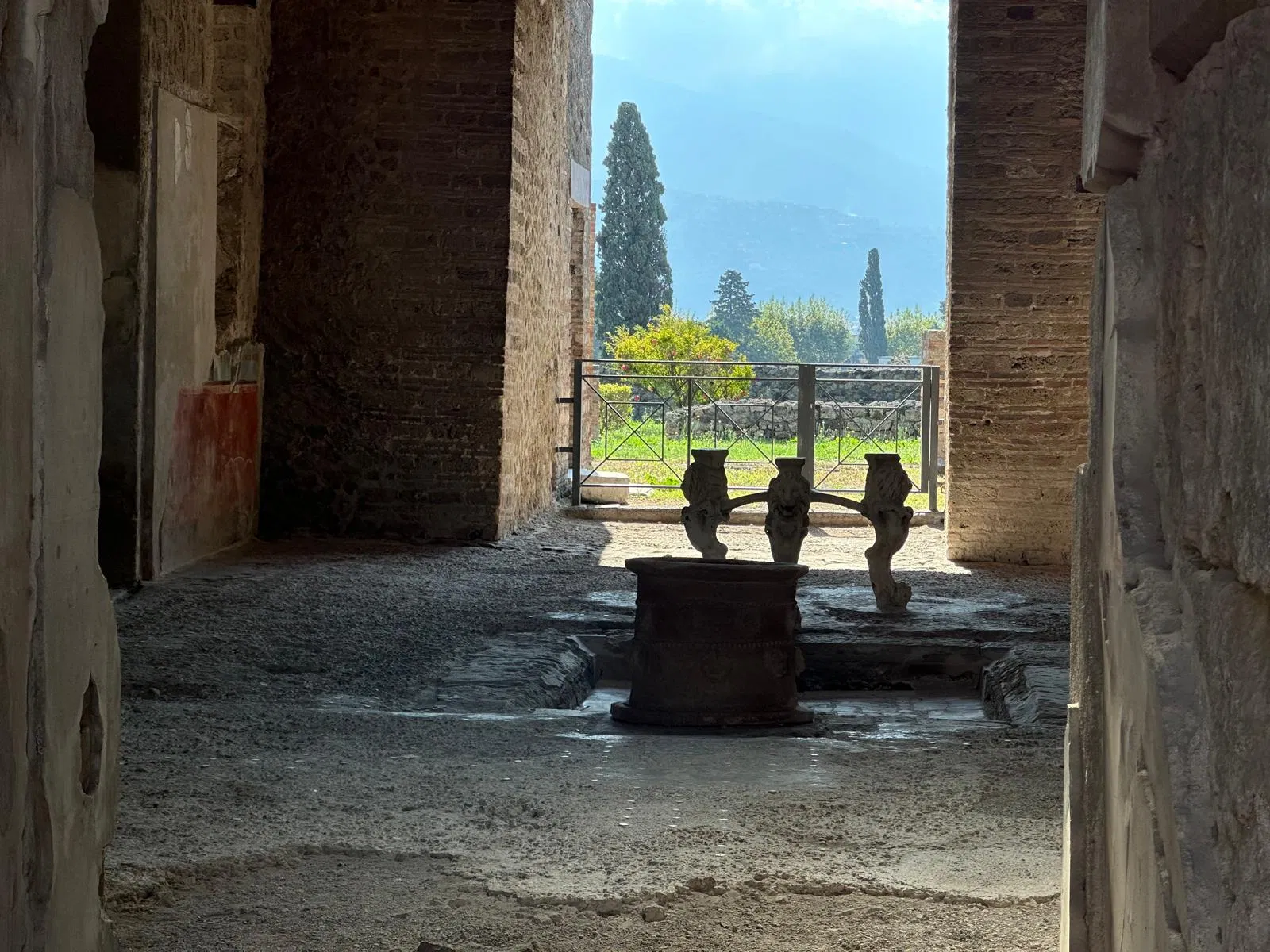 Excursión a Pompeya desde Nápoles en tren y tour guiado de Nápoles