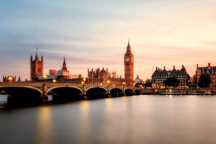 Door-to-Door Private Driver from Cambridge to London