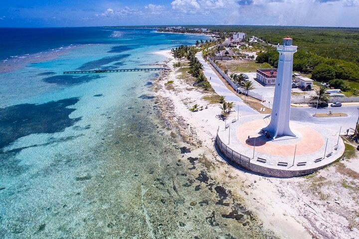 Chacchoben Mayan Ruins & Mahahual Lighthouse Tour