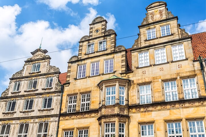 Bremen Scavenger Hunt & Highlights Self-Guided Walking Tour