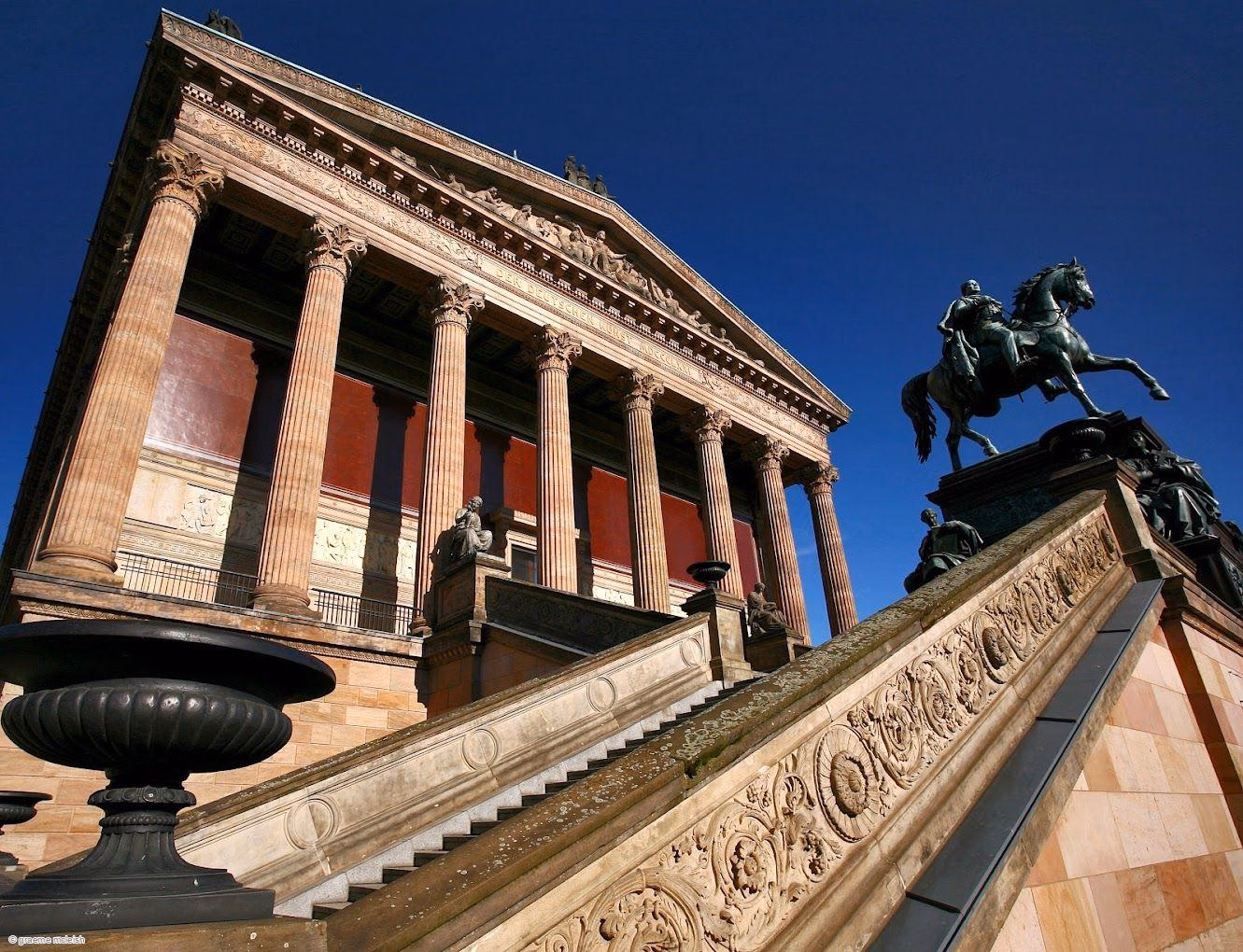 Berlin: Altes Museum Ticket & In-App Audio City Tour