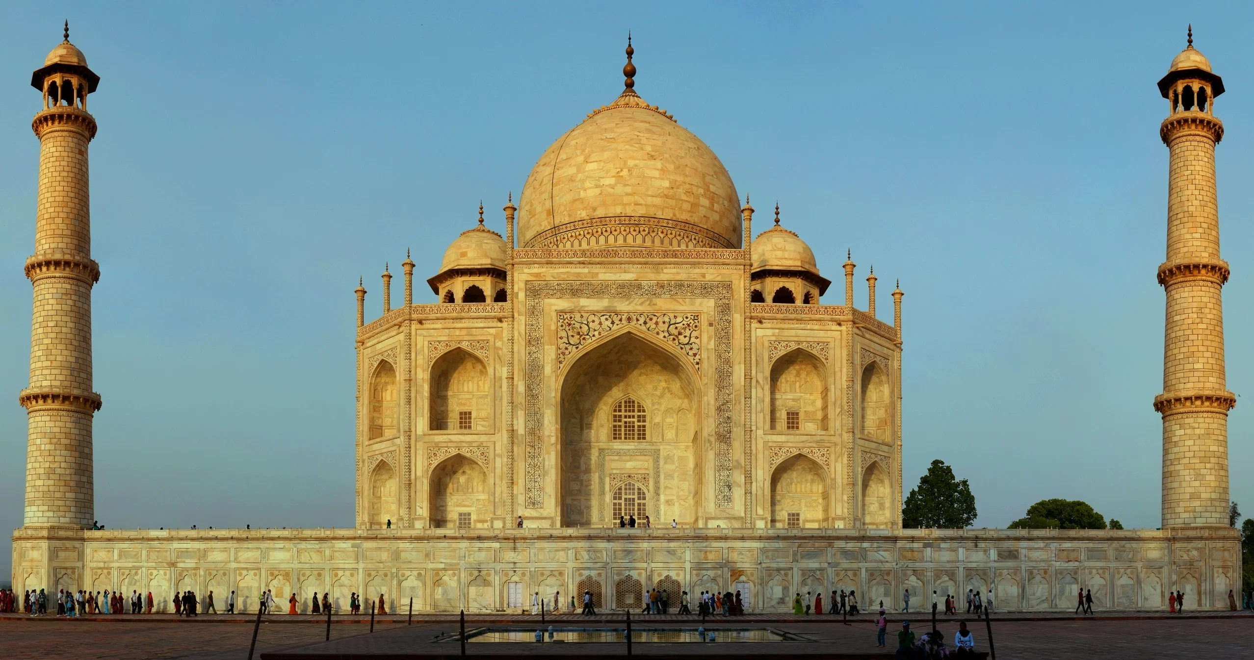 2-Days Golden Triangle tour from Delhi Includes,Hotel,Vehicle & Guide