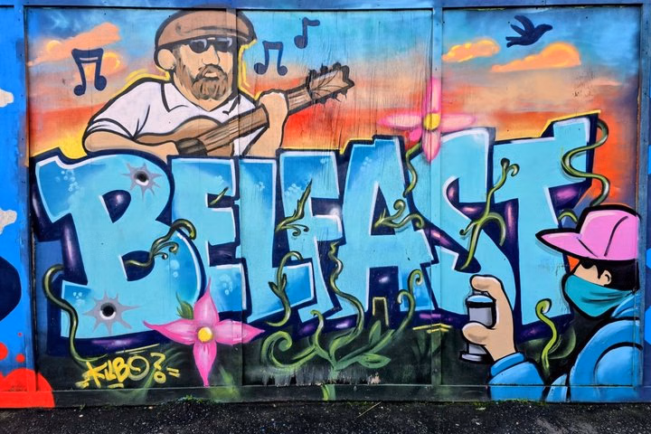 Belfast Music and Street Art Small Group Guided Experience