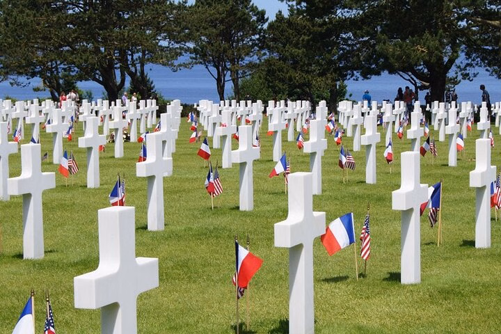 Normandy D-Day Omaha and Utah Beaches Private Tour from Paris