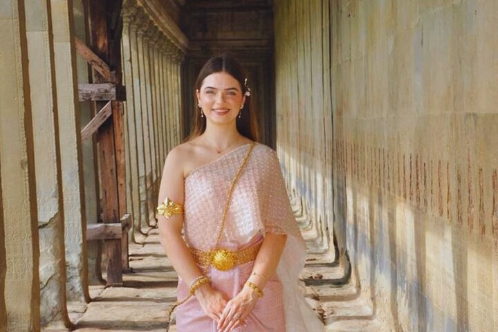 Angkor Wat Khmer Traditional Custom Dressing Experience