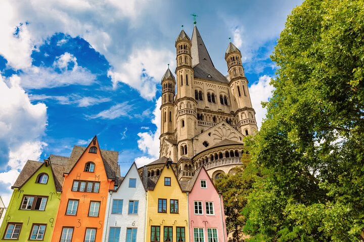 Door-to-door private English-speaking driver: Bruges to Cologne