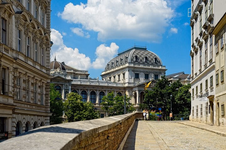 Freud, Mozart & Beethoven in Vienna - City Exploration Game!