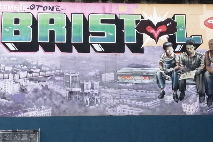 Banksy Street Art Graffiti in Bristol - City Exploration Game!