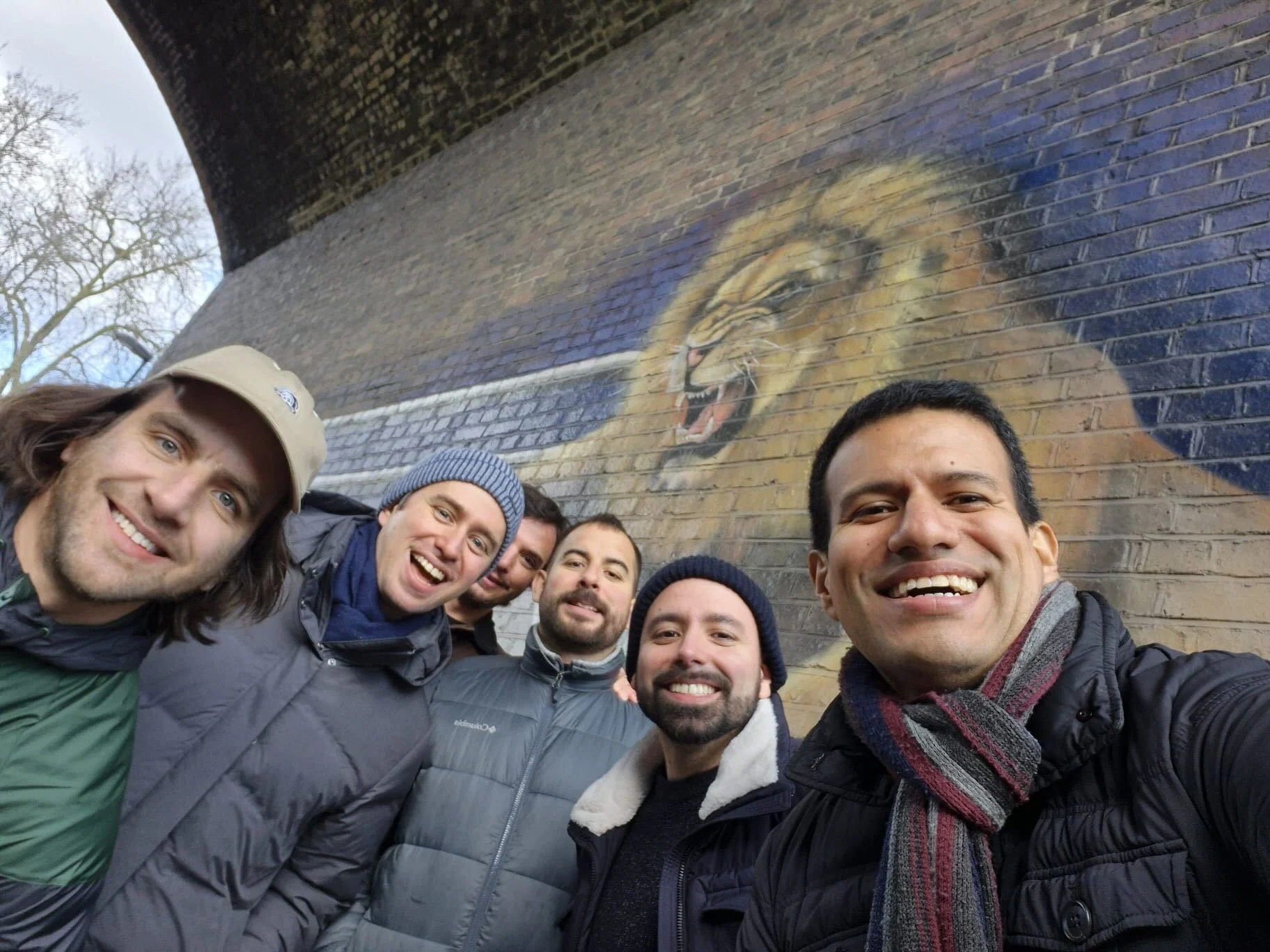 London: Enjoy a football game together with a local